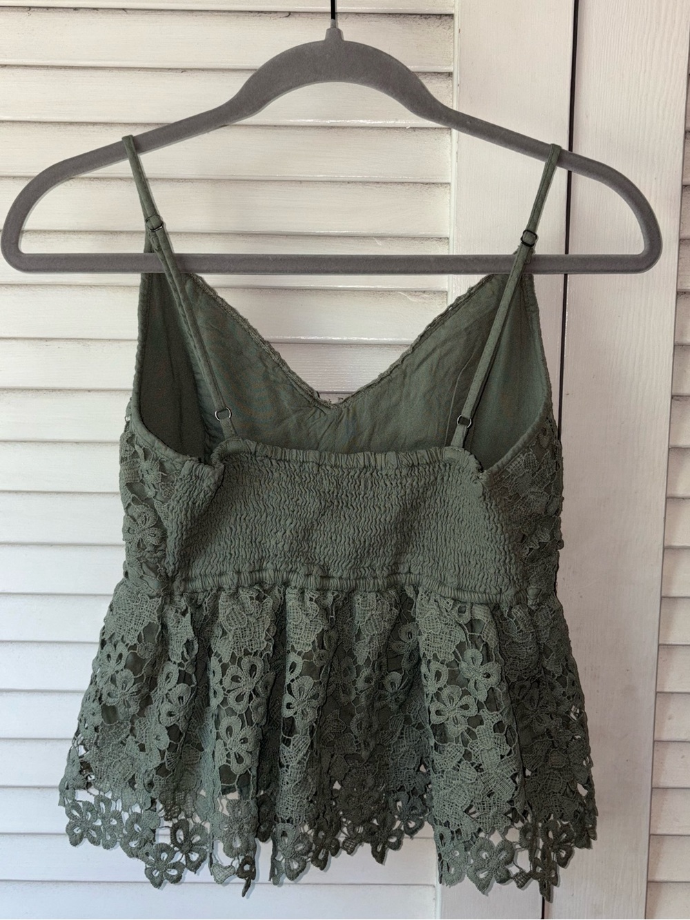 Abercrombie Lace Babydoll Cami Small Olive Green Floral Crochet Tank Top - Picture 4 of 5